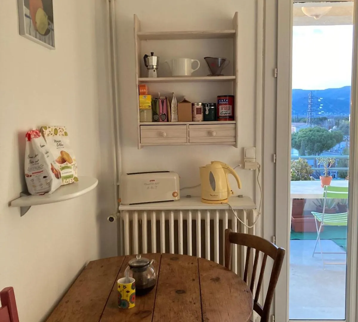 Grand Appartement Lumineux Avec Vue Sur L'Ardeche Montélimar 0*,  Frankrig
